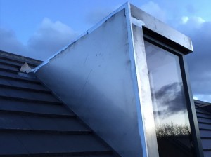 metal-window-case