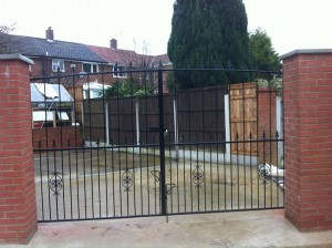 residential-gate